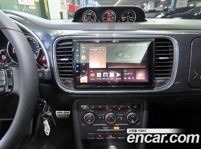 Volkswagen Beetle 2.0 TDI Premium 3rd 2013 — фото 15