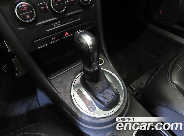 Volkswagen Beetle 2.0 TDI Premium 3rd 2013 — фото 16