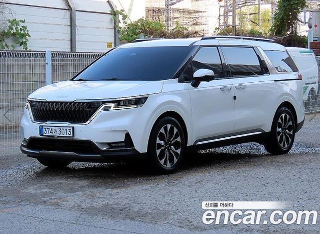 Kia Carnival (IV) Diesel 9-Seater Signature 2023 — фото 1