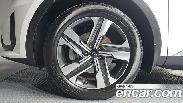 Kia Sorento (IV) HEV 1.6 2WD Signature 2023 — фото 5