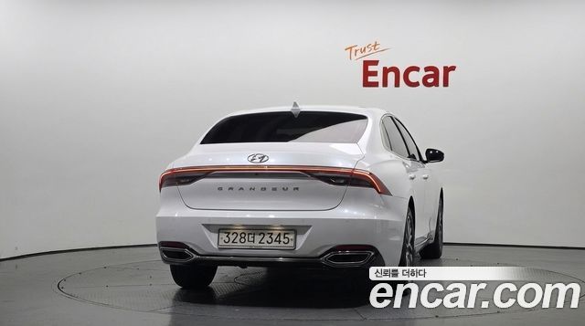 Hyundai Grandeur (IG) 3.0 LPi Rent Car Modern 2020 — фото 4