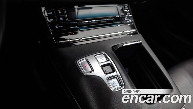 Hyundai Grandeur (IG) 3.0 LPi Rent Car Modern 2020 — фото 9