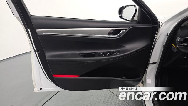Hyundai Grandeur (IG) 3.0 LPi Rent Car Modern 2020 — фото 24