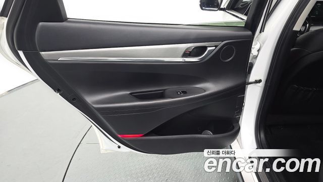 Hyundai Grandeur (IG) 3.0 LPi Rent Car Modern 2020 — фото 25
