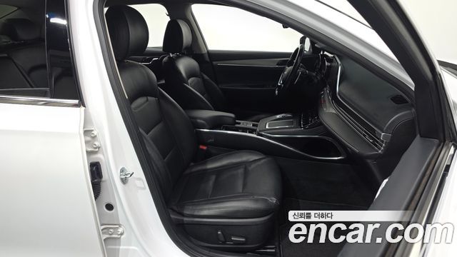 Hyundai Grandeur (IG) 3.0 LPi Rent Car Modern 2020 — фото 26