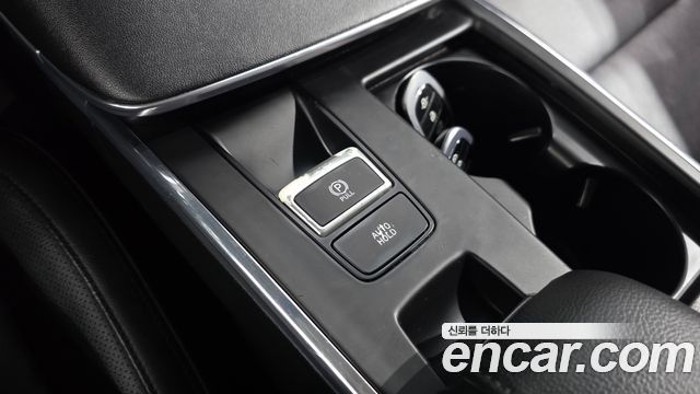 Hyundai Grandeur (IG) 3.0 LPi Rent Car Modern 2020 — фото 30