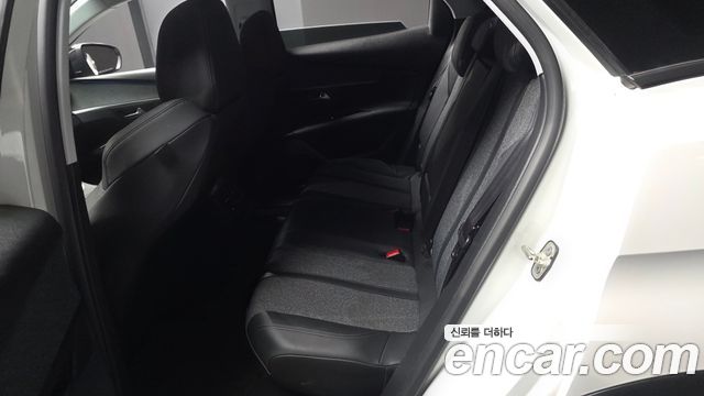 Peugeot 3008 (II) 1.5 BlueHDi Allure 2019 — фото 11