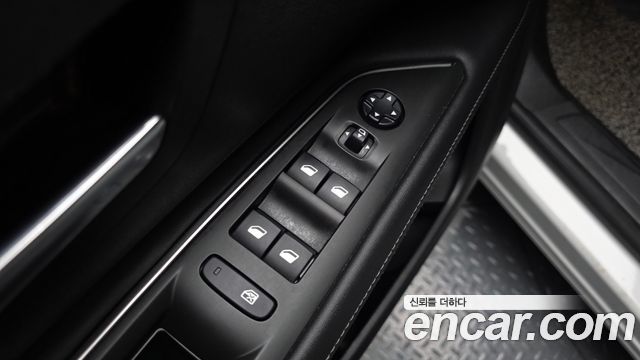 Peugeot 3008 (II) 1.5 BlueHDi Allure 2019 — фото 31