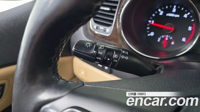 Kia Carnival 7-Seater Limousine President 2019 — фото 19