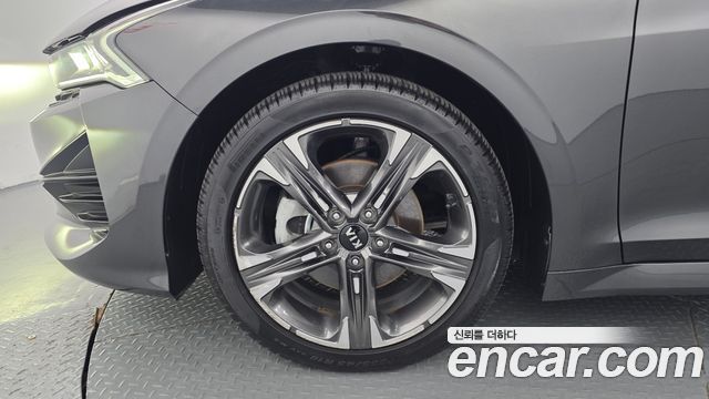 Kia K5 (III) 2.0 Prestige 2020 — фото 5