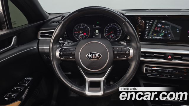 Kia K5 (III) 2.0 Prestige 2020 — фото 13