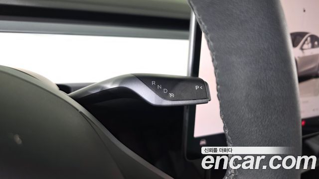 Tesla Model Y Long Range AWD 2022 — фото 9