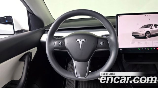 Tesla Model Y Long Range AWD 2022 — фото 18