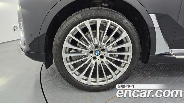 BMW X7 (G07) xDrive 40i Design Pure Excellence 7-Seater 2022 — фото 5