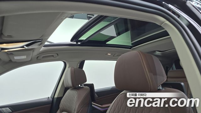 BMW X7 (G07) xDrive 40i Design Pure Excellence 7-Seater 2022 — фото 16