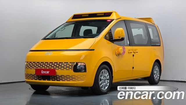 Hyundai Staria L3.5  Kinder Safety Car 11-Seater 2025 — фото 1