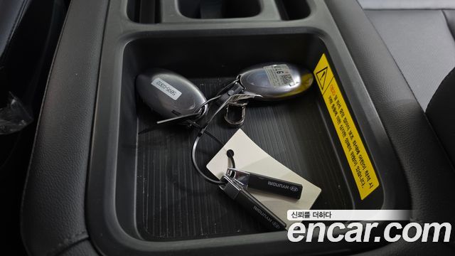 Hyundai Staria L3.5  Kinder Safety Car 11-Seater 2025 — фото 17