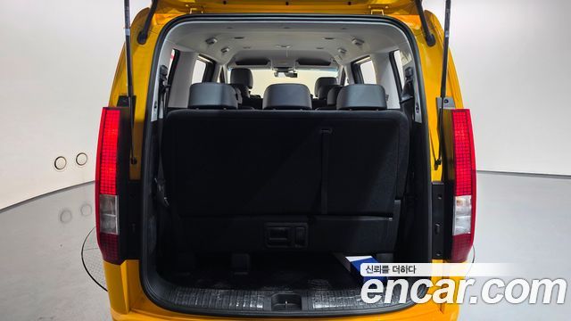 Hyundai Staria L3.5  Kinder Safety Car 11-Seater 2025 — фото 19