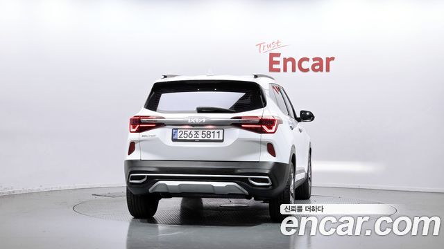 Kia Seltos Gasoline 1.6 Turbo 2WD Signature 2022 — фото 4