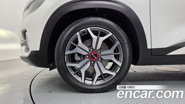 Kia Seltos Gasoline 1.6 Turbo 2WD Signature 2022 — фото 5
