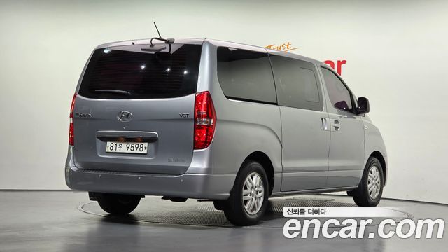 Hyundai Grand Starex 5-Seater VAN Modern 2016 — фото 2
