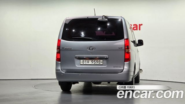 Hyundai Grand Starex 5-Seater VAN Modern 2016 — фото 4