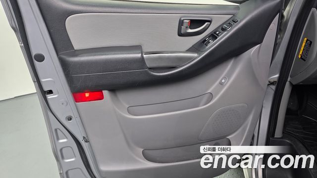 Hyundai Grand Starex 5-Seater VAN Modern 2016 — фото 30