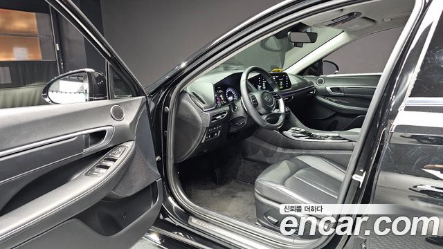 Hyundai Sonata (DN8) 2.0 Premium Plus 2022 — фото 10