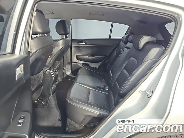 Kia Sportage The Bold Diesel 2.0 2WD Prestige 2019 — фото 17
