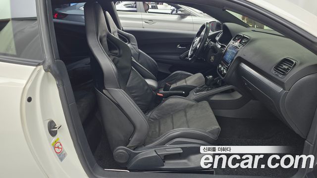 Volkswagen Scirocco 2.0 TSI R 2013 — фото 11