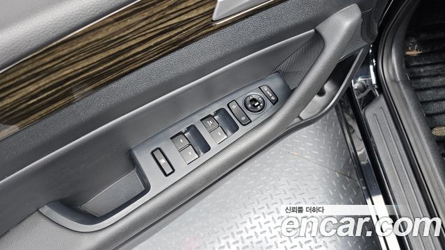 Hyundai Sonata (LF) 2.0 Smart 2016 — фото 13