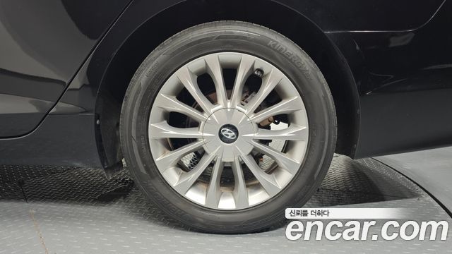 Hyundai Sonata (LF) 2.0 Smart 2016 — фото 21