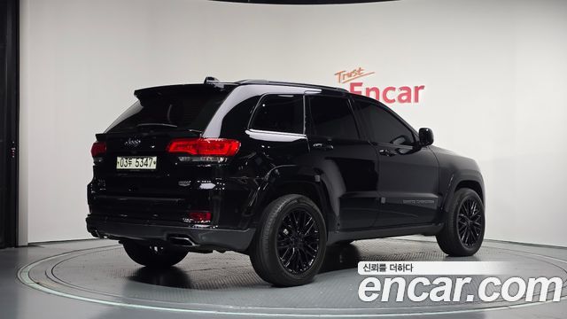 Jeep Grand Cherokee 3.0 Diesel Overland Summit WK2 2017 — фото 2