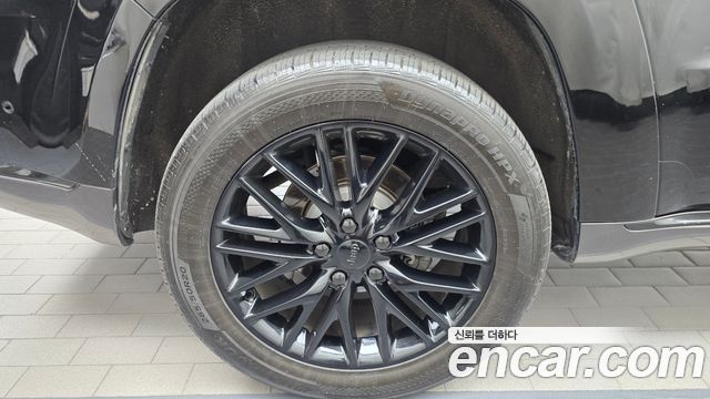 Jeep Grand Cherokee 3.0 Diesel Overland Summit WK2 2017 — фото 5