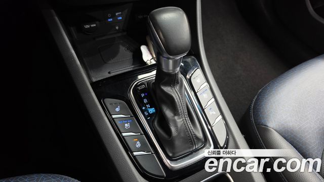 Hyundai Ioniq Hybrid N 2016 — фото 9