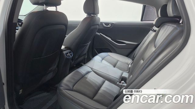 Hyundai Ioniq Hybrid N 2016 — фото 17
