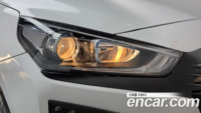 Hyundai Ioniq Hybrid N 2016 — фото 22