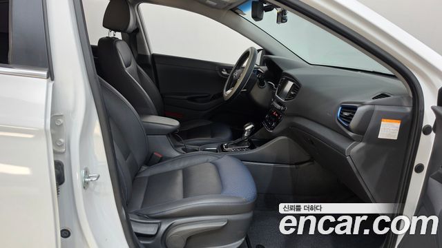 Hyundai Ioniq Hybrid N 2016 — фото 26