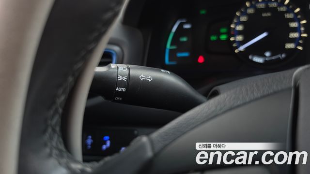 Hyundai Ioniq Hybrid N 2016 — фото 28