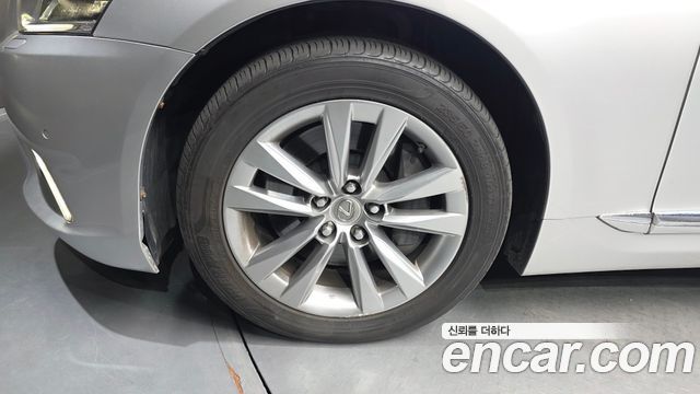 Lexus LS460 AWD XF40 2014 — фото 5