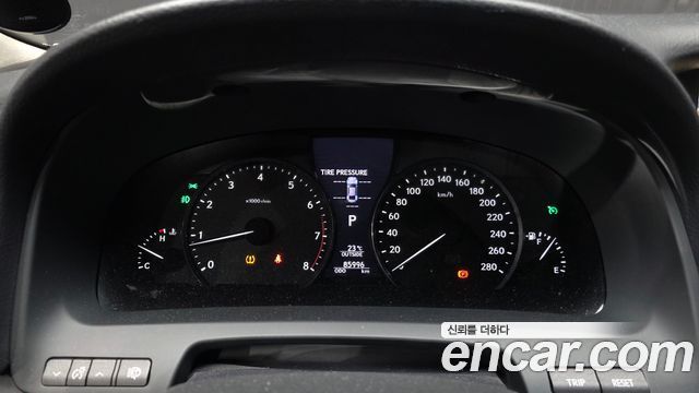 Lexus LS460 AWD XF40 2014 — фото 8