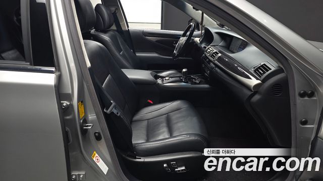 Lexus LS460 AWD XF40 2014 — фото 12