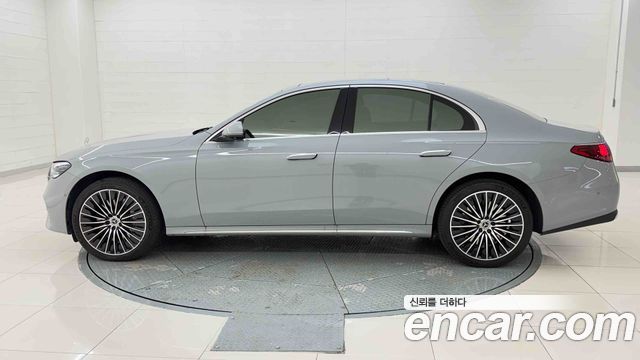 Mercedes-Benz E-Class (W214) E450 4MATIC Exclusive 2025 — фото 2