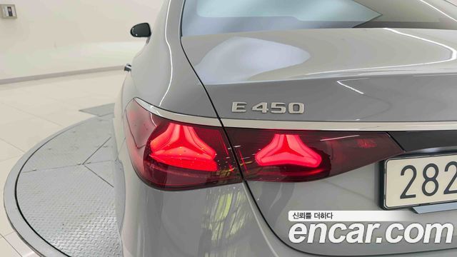 Mercedes-Benz E-Class (W214) E450 4MATIC Exclusive 2025 — фото 10