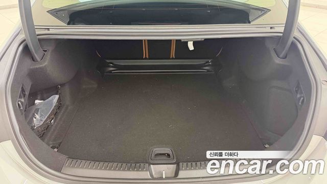 Mercedes-Benz E-Class (W214) E450 4MATIC Exclusive 2025 — фото 15
