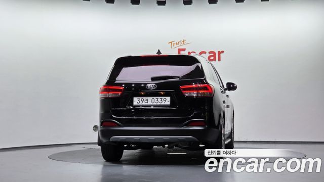 Kia Sorento Diesel 2.0 2WD Noblesse 2016 — фото 4