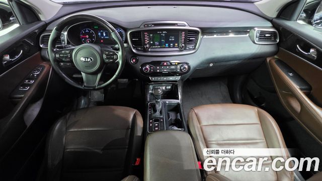 Kia Sorento Diesel 2.0 2WD Noblesse 2016 — фото 7