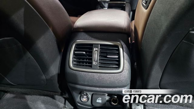 Kia Sorento Diesel 2.0 2WD Noblesse 2016 — фото 32
