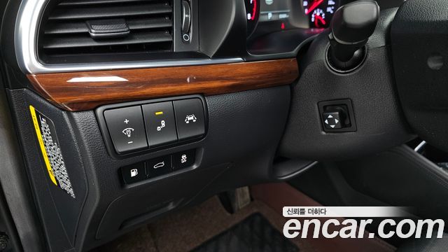 Kia K7 2.4 GDI Limited 2017 — фото 16