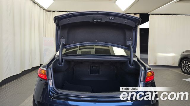Kia K7 2.4 GDI Limited 2017 — фото 20